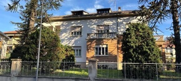 12 rooms Villa in Varese, Italy No. 176480 4