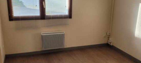 113m² Office in Dombasle-sur-Meurthe, France No. 87720 8