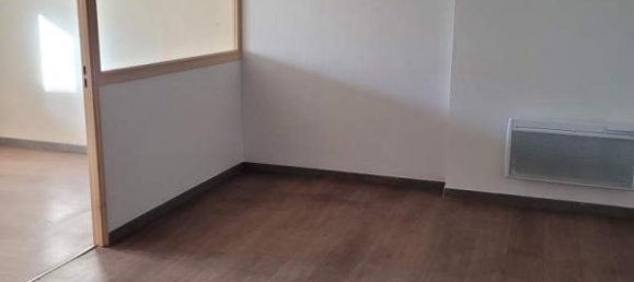 113m² Office in Dombasle-sur-Meurthe, France No. 87720 5