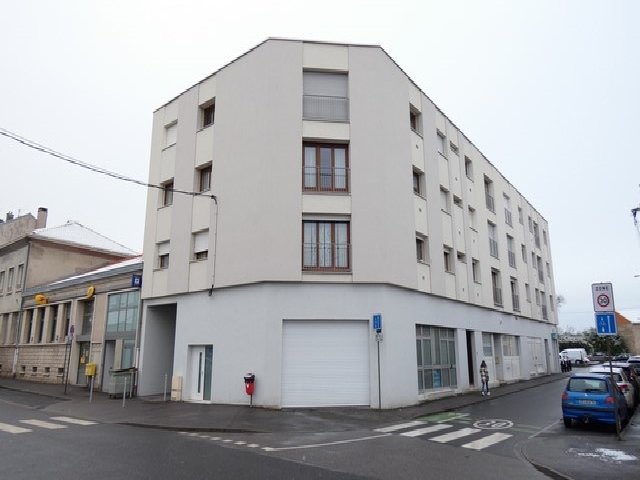 113m² Office in Dombasle-sur-Meurthe, France No. 87720
