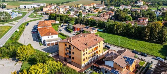 3 Schlafzimmer Wohnung in Mantua, Italy, Nr. 359676 23