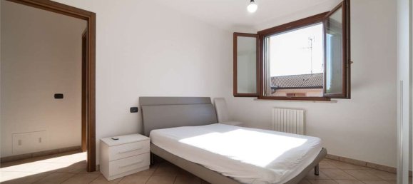 3 Schlafzimmer Wohnung in Mantua, Italy, Nr. 359676 10