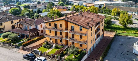 3 Schlafzimmer Wohnung in Mantua, Italy, Nr. 359676 21