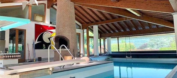 Villa de 5 divisões em Erba, Italy N.º 114457 2