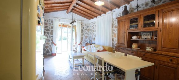 3 bedrooms House in Camaiore, Italy No. 45493 8