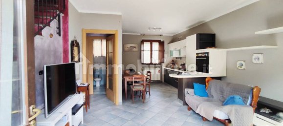 2 bedrooms Castles in Rivoli, Italy No. 349888 3