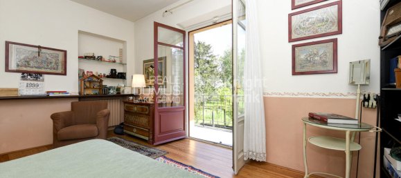 3 bedrooms Villa in Albiolo, Italy No. 76772 16