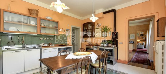 3 bedrooms Villa in Albiolo, Italy No. 76772 48