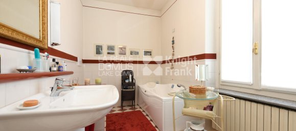 3 bedrooms Villa in Albiolo, Italy No. 76772 20