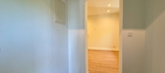 Таунхаус с 9 комнатами в Швайнфурт, Германия № 327147 3