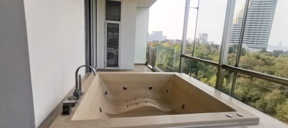 2 bedrooms Condominium for sale in Pattaya, Chonburi, Eastern Thailand, Thailand № 186 4