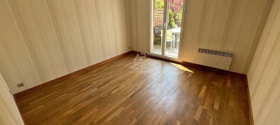 4 bedrooms House in Osny, France No. 145598 7