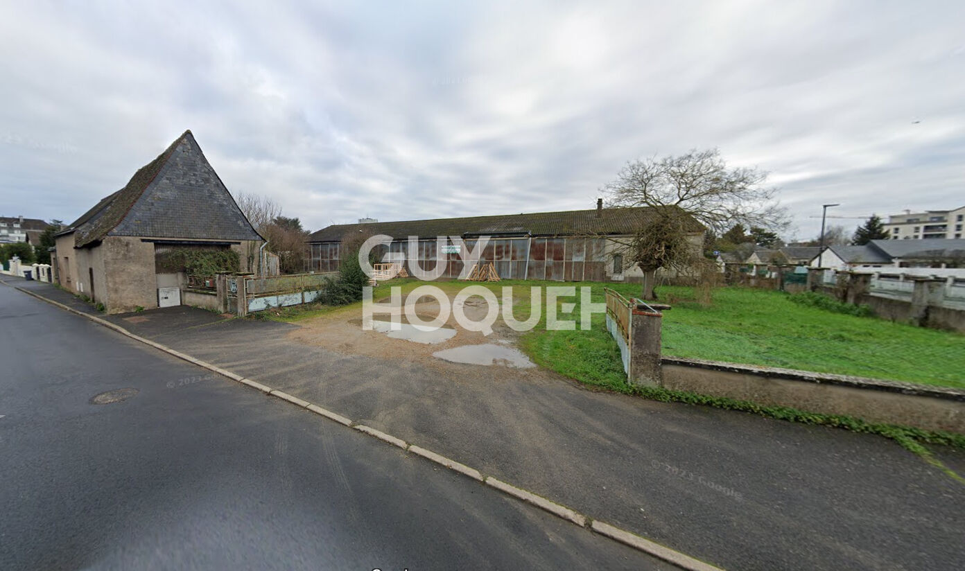 Grundstück in Tours, France 2353m², Nr. 227189