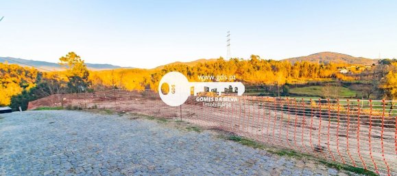 246m² Land in Povoa de Lanhoso, Portugal No. 80550 3