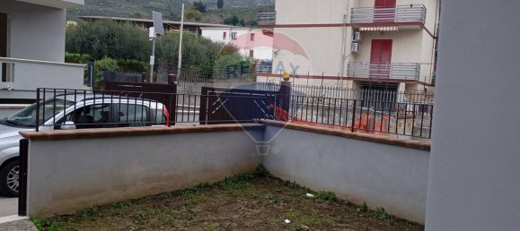 Apartamento de 10 dormitorios en Santa Maria a Vico, Italy No. 312388 3