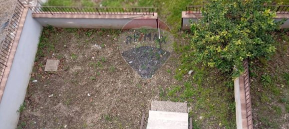 Apartamento de 10 dormitorios en Santa Maria a Vico, Italy No. 312388 18