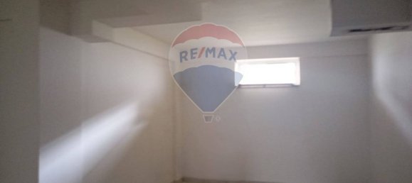 Apartamento de 10 dormitorios en Santa Maria a Vico, Italy No. 312388 11