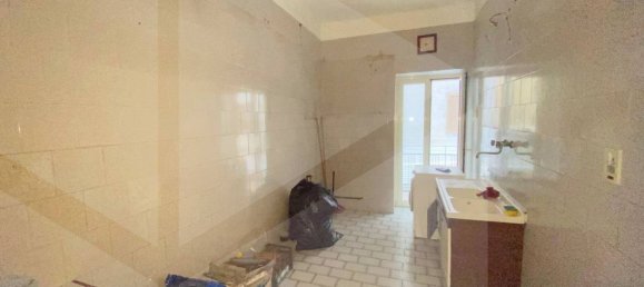 3-salle Appartement à Bitonto, Italy No. 21923 19