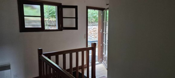 3 bedrooms House in Uzerche, France No. 332463 6