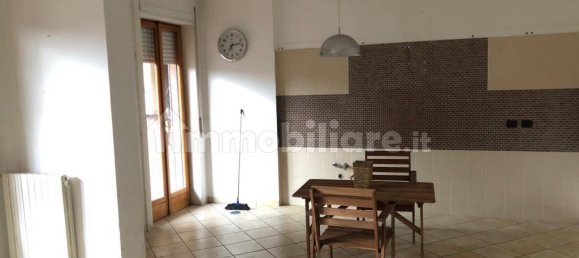 4 Schlafzimmer Wohnung in Giugliano in Campania, Italy, Nr. 164218 7