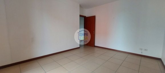 3 rooms Apartment in San Giovanni Lupatoto, Italy No. 298277 9