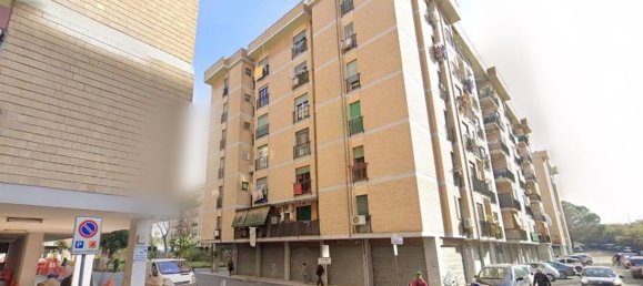 4-salle Appartement à Rome, Italy No. 202905 2