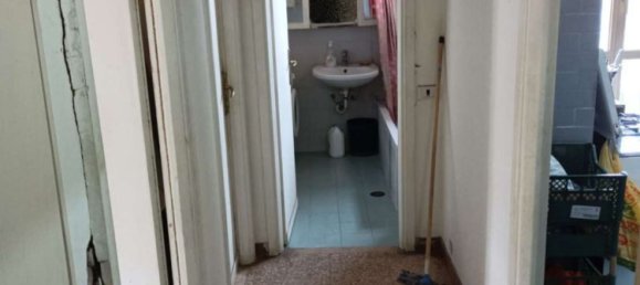 4-salle Appartement à Rome, Italy No. 202905 9