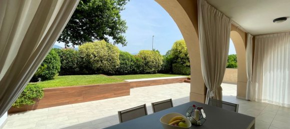 4 rooms Villa in Corte Franca, Italy No. 271892 7