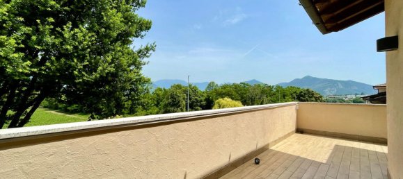 4 rooms Villa in Corte Franca, Italy No. 271892 33