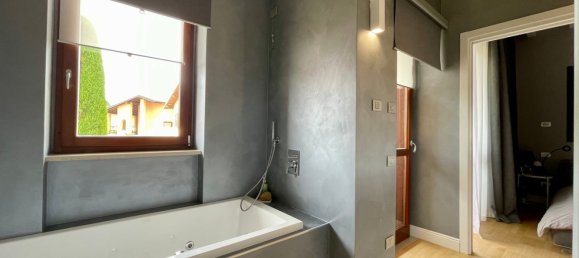 4 rooms Villa in Corte Franca, Italy No. 271892 23