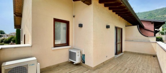 4 rooms Villa in Corte Franca, Italy No. 271892 34