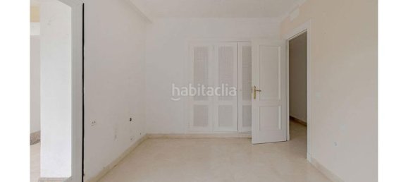 3 Schlafzimmer Wohnung in La Quinta, Spain, Nr. 35512 13