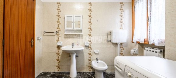 4 bedrooms Apartment in Galliera, Italy No. 312281 17