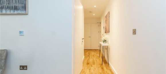 3 Schlafzimmer Wohnung in Croydon, United Kingdom, Nr. 7961 9