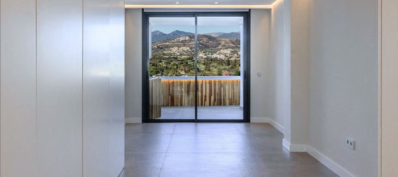 Ático de 2 dormitorios en Marbella, Spain No. 143962 28