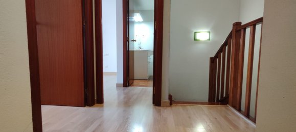 3 Schlafzimmer Doppelhaus in Montmelo, Spain, Nr. 135532 10