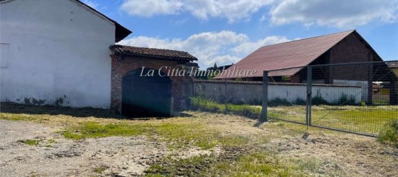 10غرفة منزل في Novara, Italy رقم 223176 27