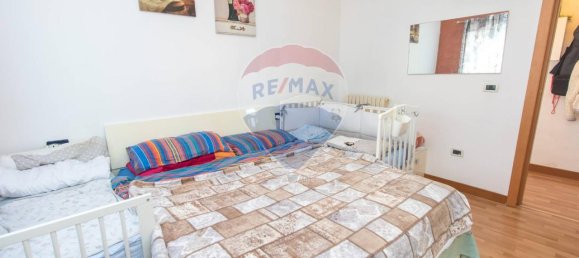 Casa de 9 habitaciónes en Manoppello, Italy No. 65665 33