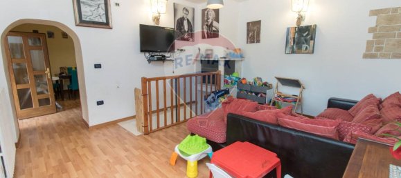 Casa de 9 habitaciónes en Manoppello, Italy No. 65665 26