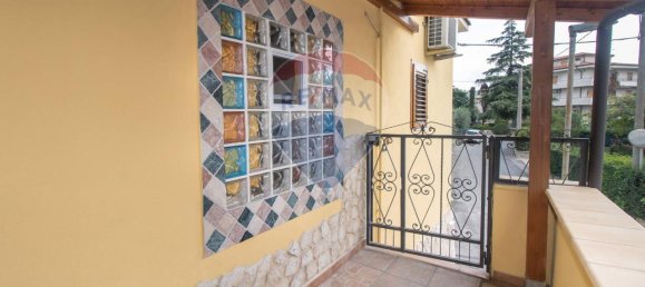 Casa de 9 habitaciónes en Manoppello, Italy No. 65665 40