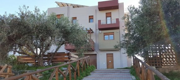 Коммерческая недвижимость с 3 спальнями в Ираклион, Греция № 5951 2