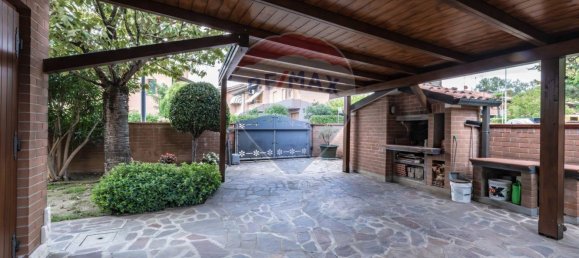 3 bedrooms Villa in Ferrara, Italy No. 347994 5
