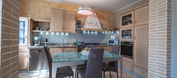 3 bedrooms Villa in Ferrara, Italy No. 347994 24