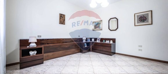 3 bedrooms Villa in Ferrara, Italy No. 347994 15