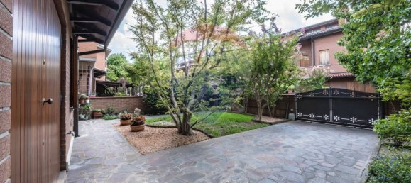 3 bedrooms Villa in Ferrara, Italy No. 347994 3