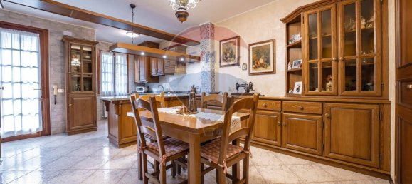 3 bedrooms Villa in Ferrara, Italy No. 347994 11