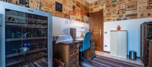 3 bedrooms Villa in Ferrara, Italy No. 347994 30