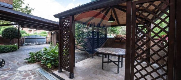 3 bedrooms Villa in Ferrara, Italy No. 347994 6