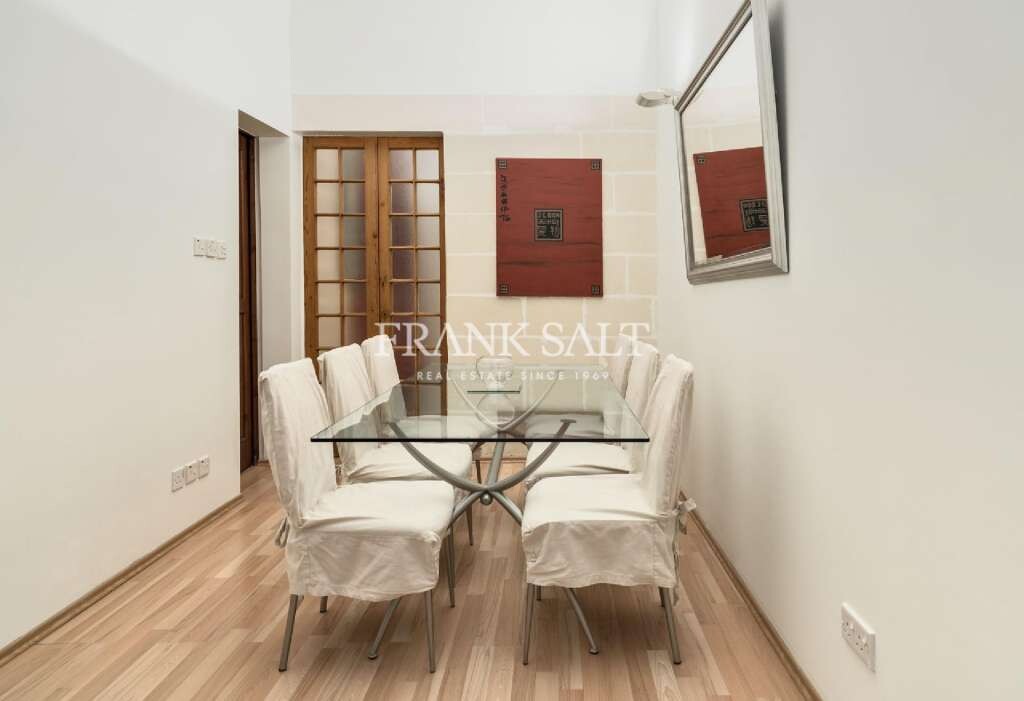Bureau à Sliema, Malta 69m² No. 12134