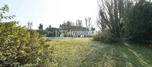 5-Zimmer Villa in Persico Dosimo, Italy, Nr. 16770 12